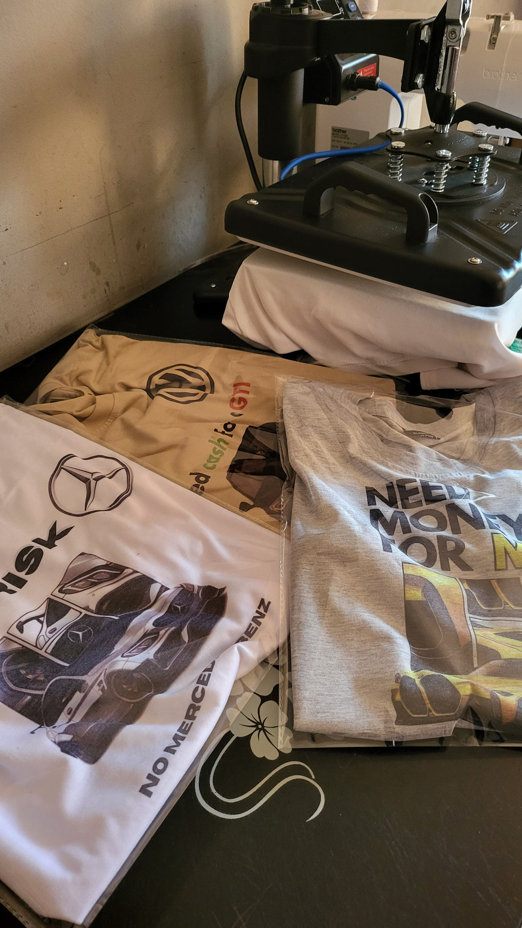 Custom T-shirt 👕